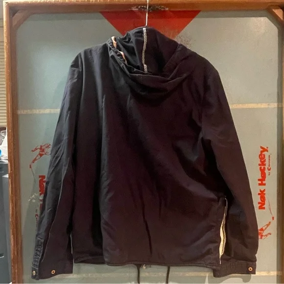 Button down jacket - Picture 2 of 4